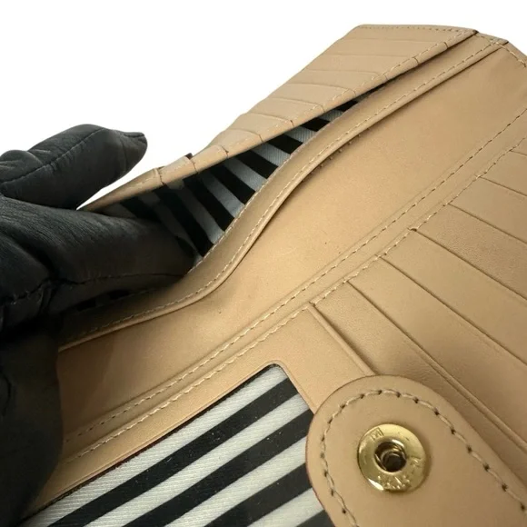 NWT KATE SPADE Southport Avenue Mandy Wallet Wristlet Black Leather - Picture 6 of 9